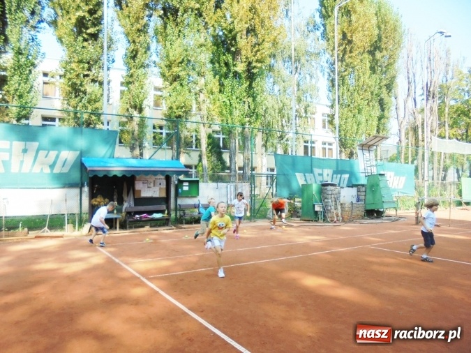 Zdjęcie w galerii na portalu naszraciborz.pl: Tenis po wakacjach dla najmłodszych  wiadomości z regionu