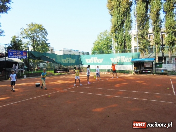 Zdjęcie w galerii na portalu naszraciborz.pl: Tenis po wakacjach dla najmłodszych  wiadomości z regionu