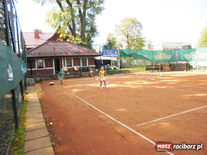 Zdjęcie w galerii na portalu naszraciborz.pl: Tenis po wakacjach dla najmłodszych  wiadomości z regionu