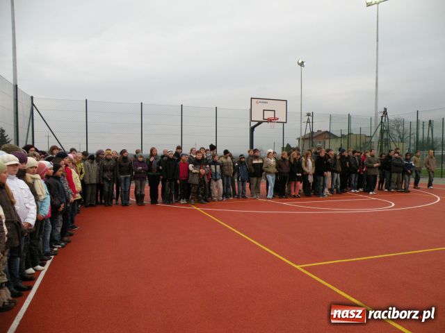 Zdjęcie w galerii na portalu naszraciborz.pl: W Tworkowie mają nowoczesne boisko wiadomości z regionu
