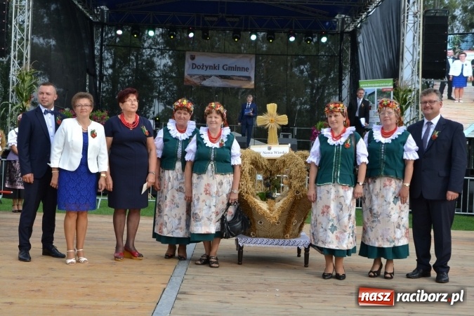 Zdjęcie w galerii na portalu naszraciborz.pl: Dożynki 2016. Gminne Święto Plonów w Zabełkowie  wiadomości z regionu