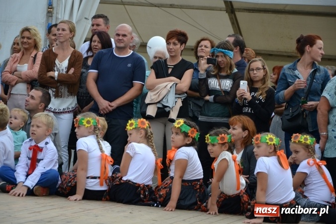 Zdjęcie w galerii na portalu naszraciborz.pl: Dożynki 2016. Gminne Święto Plonów w Zabełkowie  wiadomości z regionu