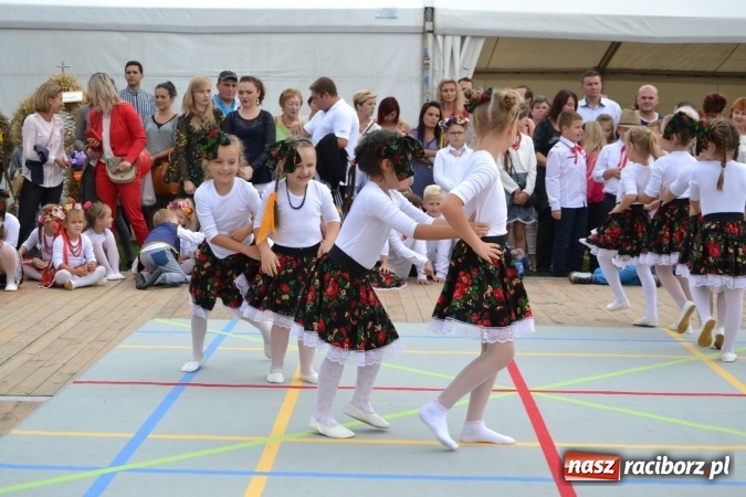 Zdjęcie w galerii na portalu naszraciborz.pl: Dożynki 2016. Gminne Święto Plonów w Zabełkowie  wiadomości z regionu