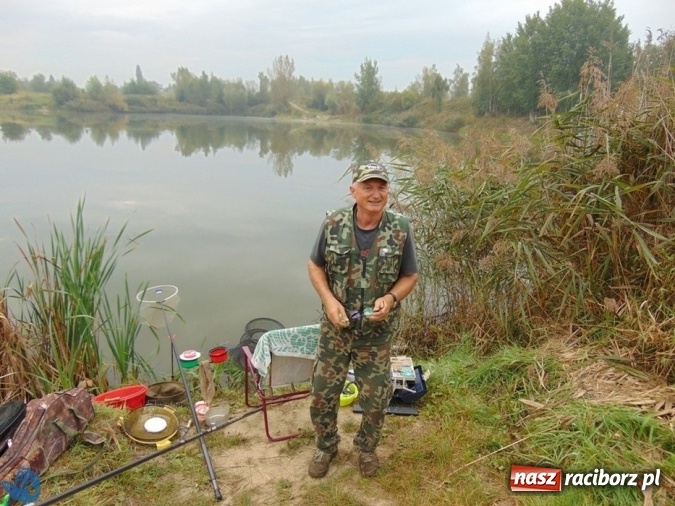 Zdjęcie w galerii na portalu naszraciborz.pl: Na łowisku nr 635 Ostróg odbyły się zawody w dyscyplinie spławikowej Weterani 55+ wiadomości z regionu
