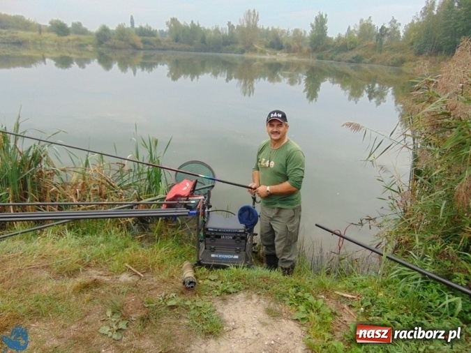 Zdjęcie w galerii na portalu naszraciborz.pl: Na łowisku nr 635 Ostróg odbyły się zawody w dyscyplinie spławikowej Weterani 55+ wiadomości z regionu