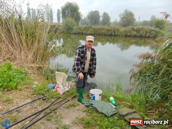 Zdjęcie w galerii na portalu naszraciborz.pl: Na łowisku nr 635 Ostróg odbyły się zawody w dyscyplinie spławikowej Weterani 55+ wiadomości z regionu