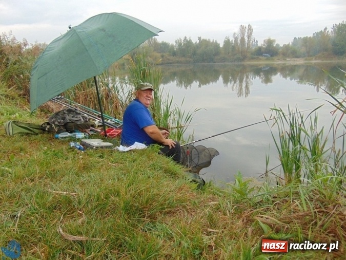 Zdjęcie w galerii na portalu naszraciborz.pl: Na łowisku nr 635 Ostróg odbyły się zawody w dyscyplinie spławikowej Weterani 55+ wiadomości z regionu