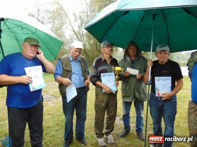 Zdjęcie w galerii na portalu naszraciborz.pl: Na łowisku nr 635 Ostróg odbyły się zawody w dyscyplinie spławikowej Weterani 55+ wiadomości z regionu
