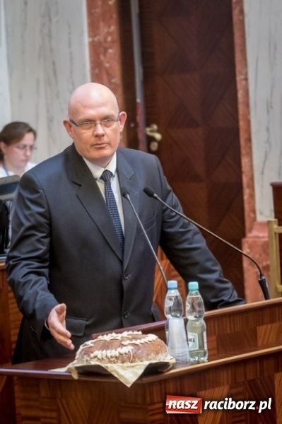 Zdjęcie w galerii na portalu naszraciborz.pl: Radni Sejmiku Wojew&oacute;dztwa Śląskiego wystąpili z apelem wiadomości z regionu