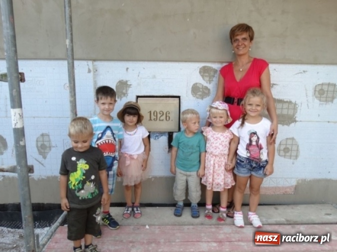 Zdjęcie w galerii na portalu naszraciborz.pl: Skarb z Krzanowic wr&oacute;cił na swoje miejsce wiadomości z regionu