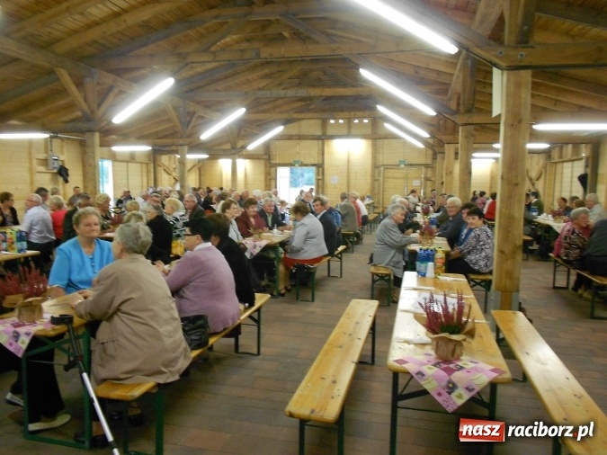 Zdjęcie w galerii na portalu naszraciborz.pl: Dzień Seniora w Rudach obchodzony w nowej formie wiadomości z regionu