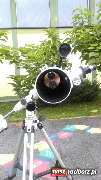 Zdjęcie w galerii na portalu naszraciborz.pl: Kosmiczna podr&oacute;ż uczni&oacute;w ZSO z Kuźni Raciborskiej wiadomości z regionu