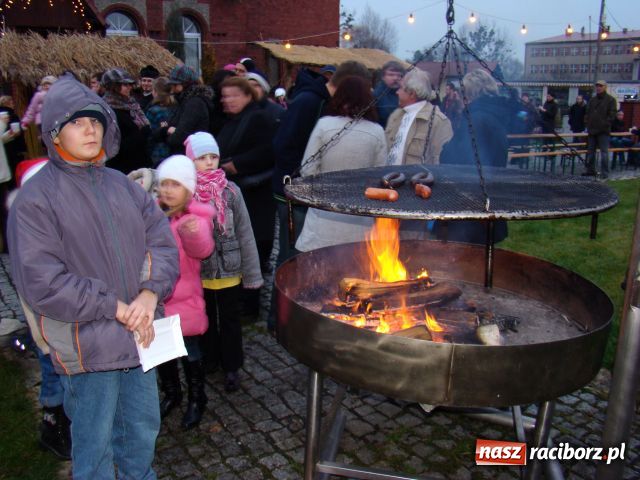 Zdjęcie w galerii na portalu naszraciborz.pl: Rockowy Mikołaj dla Kasi wiadomości z regionu
