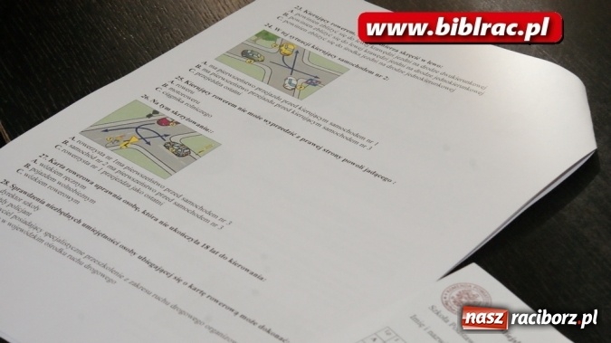 Zdjęcie w galerii na portalu naszraciborz.pl: Konkurs Wiedzy o Ruchu Drogowym w bibliotece wiadomości z regionu