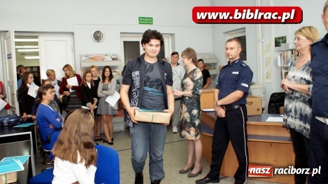 Zdjęcie w galerii na portalu naszraciborz.pl: Konkurs Wiedzy o Ruchu Drogowym w bibliotece wiadomości z regionu
