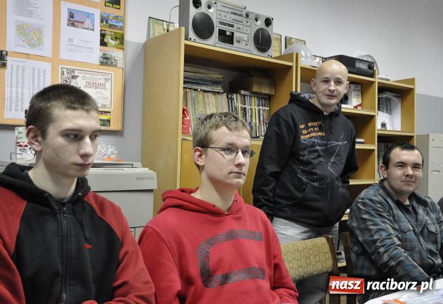 Zdjęcie w galerii na portalu naszraciborz.pl: Krótkofalowcy mają ROCZEK wiadomości z regionu