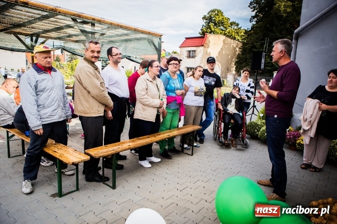 Zdjęcie w galerii na portalu naszraciborz.pl: Ogród – sposób na szalone czasy. Dzień otwarty i warsztaty z Witoldem Czuksanowem w AgroMarkecie wiadomości z regionu