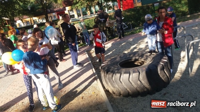 Zdjęcie w galerii na portalu naszraciborz.pl: Podciągnij się z Dawidem! Gdzie? W Strefie!  wiadomości z regionu