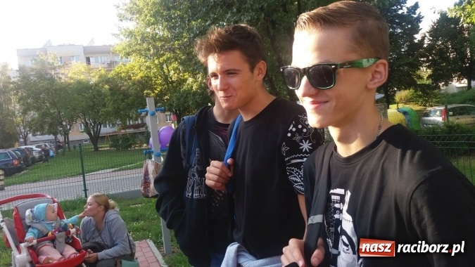 Zdjęcie w galerii na portalu naszraciborz.pl: Podciągnij się z Dawidem! Gdzie? W Strefie!  wiadomości z regionu