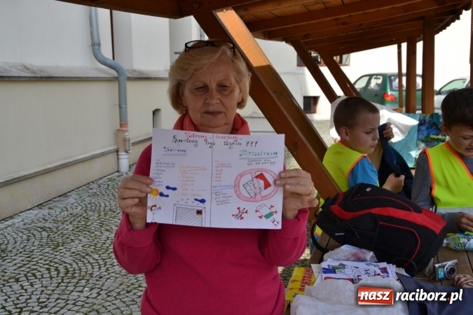 Zdjęcie w galerii na portalu naszraciborz.pl: Uczestnicy 51. Rajdu Szlakiem Husarii po Ziemi Raciborskiej dotarli na Zamek Piastowski wiadomości z regionu