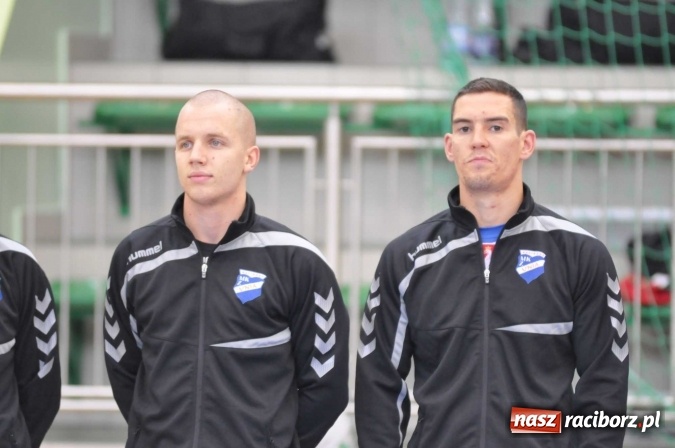 Zdjęcie w galerii na portalu naszraciborz.pl: Akademicy walczą na matach w Arenie Rafako wiadomości z regionu