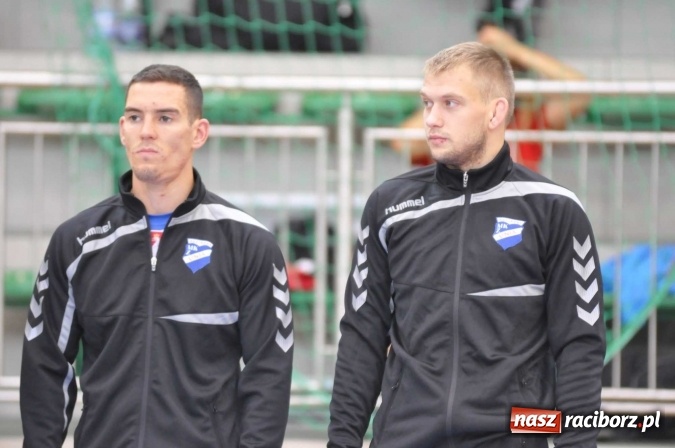 Zdjęcie w galerii na portalu naszraciborz.pl: Akademicy walczą na matach w Arenie Rafako wiadomości z regionu