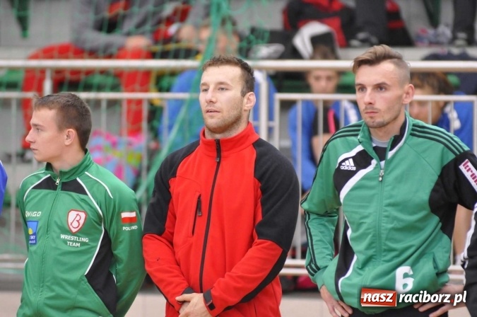 Zdjęcie w galerii na portalu naszraciborz.pl: Akademicy walczą na matach w Arenie Rafako wiadomości z regionu