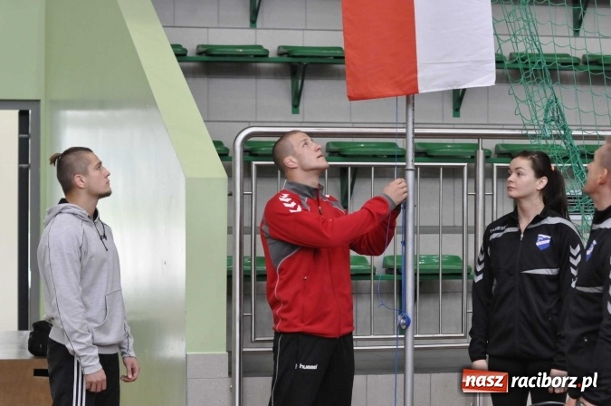 Zdjęcie w galerii na portalu naszraciborz.pl: Akademicy walczą na matach w Arenie Rafako wiadomości z regionu