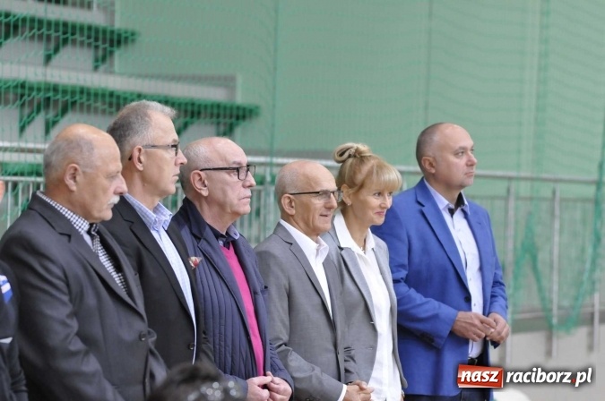 Zdjęcie w galerii na portalu naszraciborz.pl: Akademicy walczą na matach w Arenie Rafako wiadomości z regionu