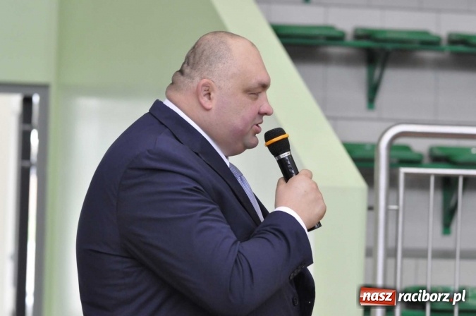 Zdjęcie w galerii na portalu naszraciborz.pl: Akademicy walczą na matach w Arenie Rafako wiadomości z regionu