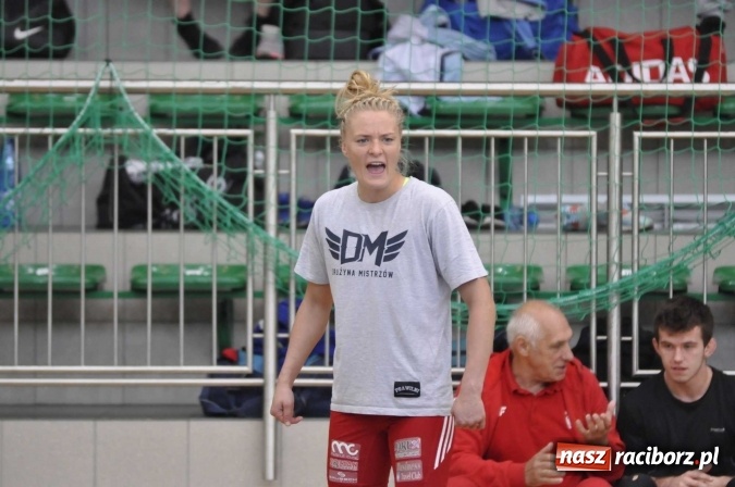 Zdjęcie w galerii na portalu naszraciborz.pl: Akademicy walczą na matach w Arenie Rafako wiadomości z regionu