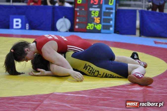 Zdjęcie w galerii na portalu naszraciborz.pl: Akademicy walczą na matach w Arenie Rafako wiadomości z regionu