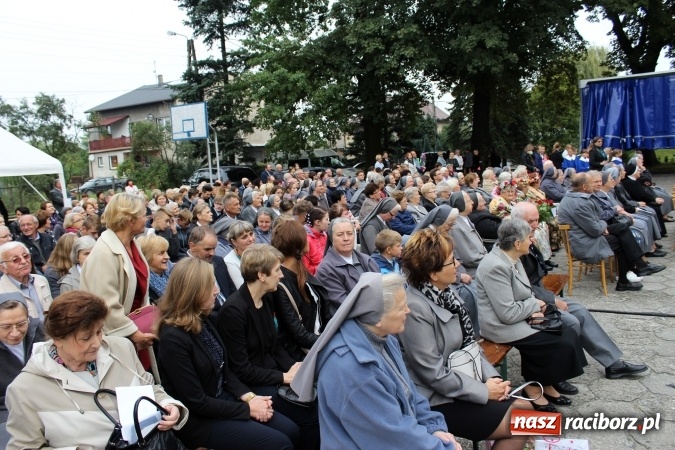 Zdjęcie w galerii na portalu naszraciborz.pl: 70-lecie obecności salezjanek w Pogrzebieniu  wiadomości z regionu