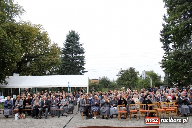 Zdjęcie w galerii na portalu naszraciborz.pl: 70-lecie obecności salezjanek w Pogrzebieniu  wiadomości z regionu