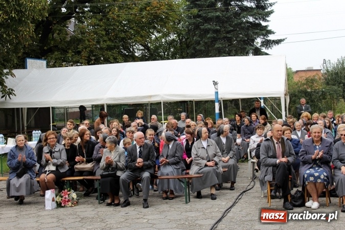 Zdjęcie w galerii na portalu naszraciborz.pl: 70-lecie obecności salezjanek w Pogrzebieniu  wiadomości z regionu