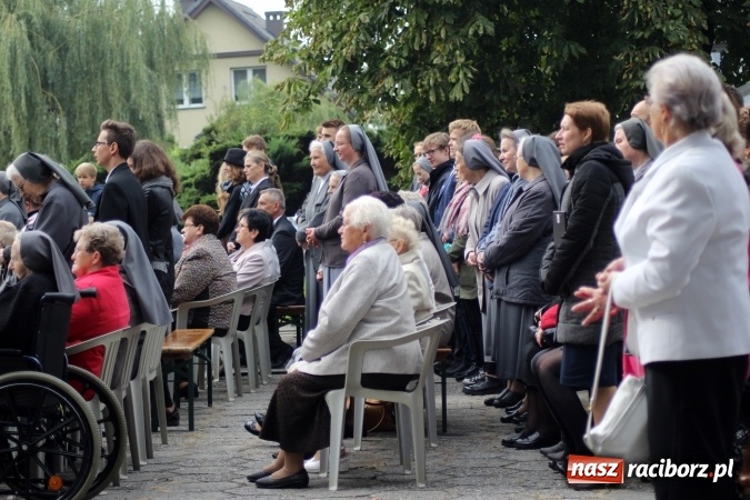Zdjęcie w galerii na portalu naszraciborz.pl: 70-lecie obecności salezjanek w Pogrzebieniu  wiadomości z regionu