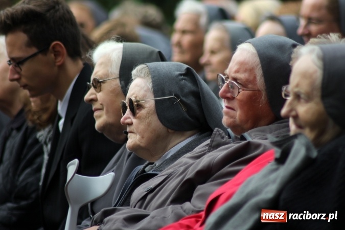 Zdjęcie w galerii na portalu naszraciborz.pl: 70-lecie obecności salezjanek w Pogrzebieniu  wiadomości z regionu