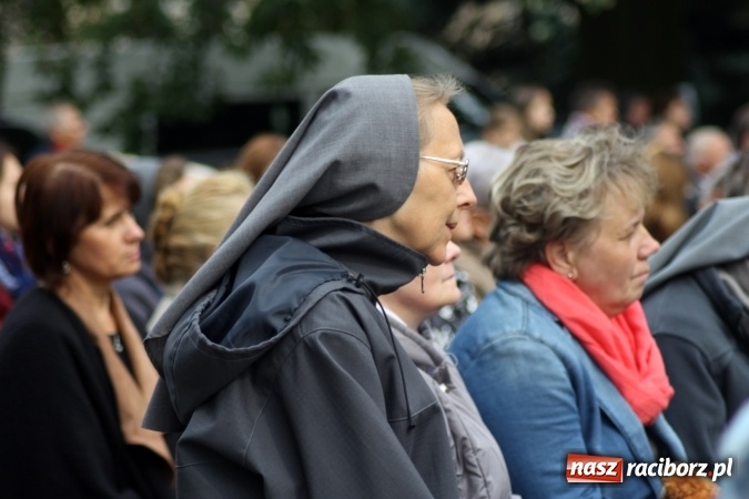 Zdjęcie w galerii na portalu naszraciborz.pl: 70-lecie obecności salezjanek w Pogrzebieniu  wiadomości z regionu