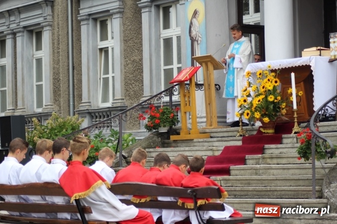 Zdjęcie w galerii na portalu naszraciborz.pl: 70-lecie obecności salezjanek w Pogrzebieniu  wiadomości z regionu