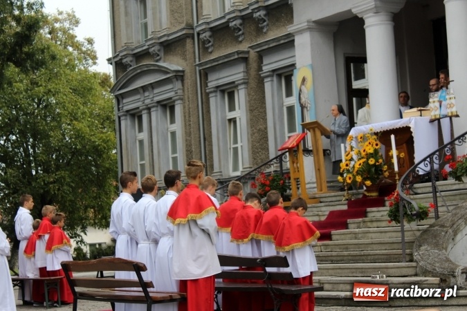 Zdjęcie w galerii na portalu naszraciborz.pl: 70-lecie obecności salezjanek w Pogrzebieniu  wiadomości z regionu