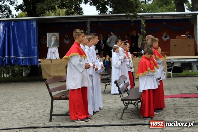Zdjęcie w galerii na portalu naszraciborz.pl: 70-lecie obecności salezjanek w Pogrzebieniu  wiadomości z regionu