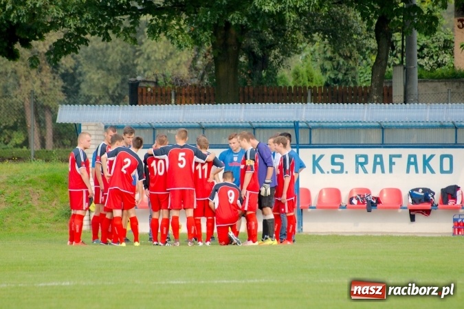 Zdjęcie w galerii na portalu naszraciborz.pl: Rafako odprawiło Polonię z kwitkiem. Ładny gol Harasa, dwa trafienia Cerkowniaka wiadomości z regionu