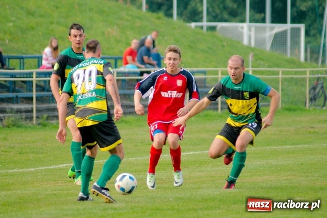 Zdjęcie w galerii na portalu naszraciborz.pl: Rafako odprawiło Polonię z kwitkiem. Ładny gol Harasa, dwa trafienia Cerkowniaka wiadomości z regionu