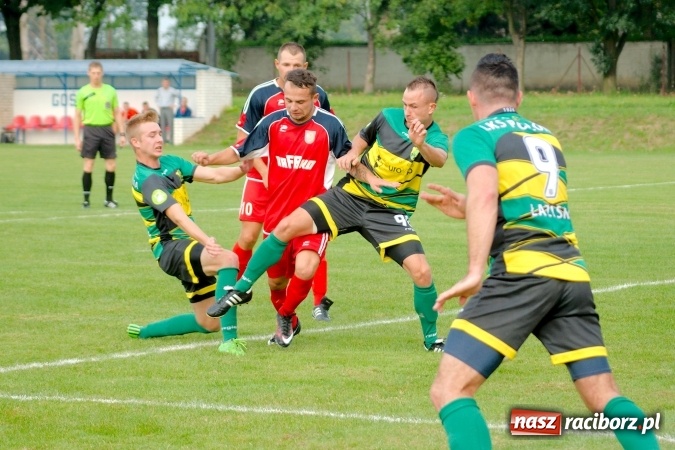 Zdjęcie w galerii na portalu naszraciborz.pl: Rafako odprawiło Polonię z kwitkiem. Ładny gol Harasa, dwa trafienia Cerkowniaka wiadomości z regionu
