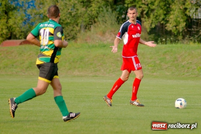 Zdjęcie w galerii na portalu naszraciborz.pl: Rafako odprawiło Polonię z kwitkiem. Ładny gol Harasa, dwa trafienia Cerkowniaka wiadomości z regionu