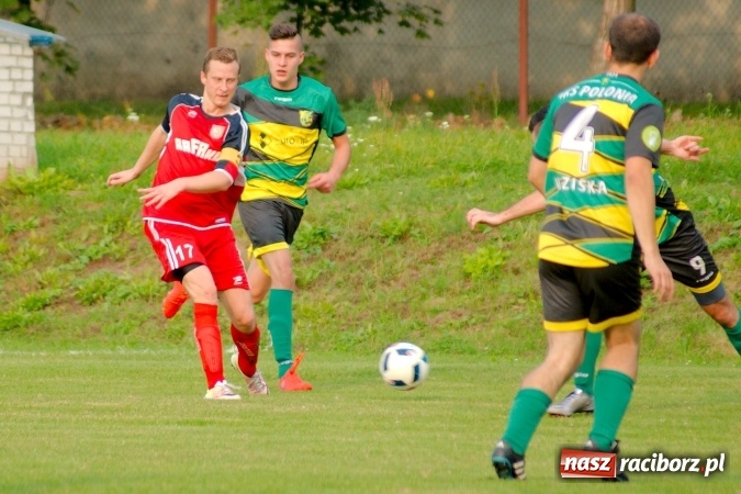 Zdjęcie w galerii na portalu naszraciborz.pl: Rafako odprawiło Polonię z kwitkiem. Ładny gol Harasa, dwa trafienia Cerkowniaka wiadomości z regionu