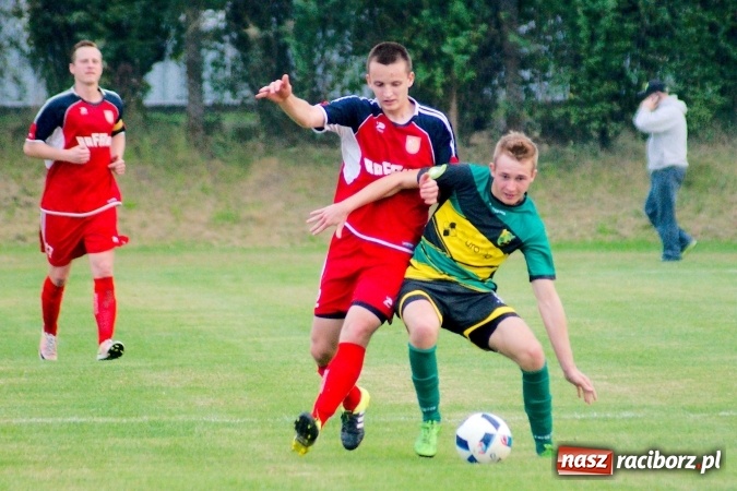 Zdjęcie w galerii na portalu naszraciborz.pl: Rafako odprawiło Polonię z kwitkiem. Ładny gol Harasa, dwa trafienia Cerkowniaka wiadomości z regionu