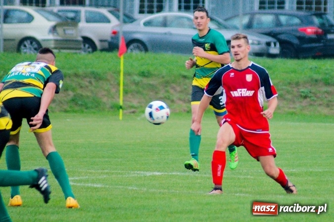 Zdjęcie w galerii na portalu naszraciborz.pl: Rafako odprawiło Polonię z kwitkiem. Ładny gol Harasa, dwa trafienia Cerkowniaka wiadomości z regionu