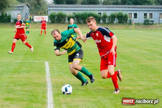 Zdjęcie w galerii na portalu naszraciborz.pl: Rafako odprawiło Polonię z kwitkiem. Ładny gol Harasa, dwa trafienia Cerkowniaka wiadomości z regionu