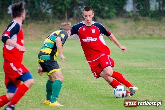 Zdjęcie w galerii na portalu naszraciborz.pl: Rafako odprawiło Polonię z kwitkiem. Ładny gol Harasa, dwa trafienia Cerkowniaka wiadomości z regionu